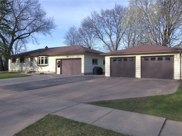 3208 Saturn Avenue, Eau Claire, WI 54703