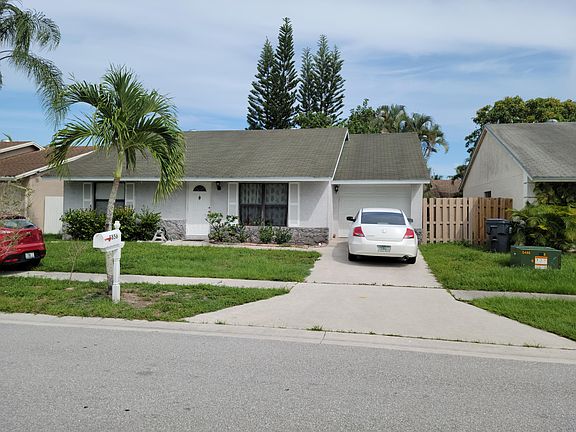2nd image of 5856 Corson Pl