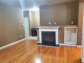 Building Photo - 945 Pierce Brennen Dr