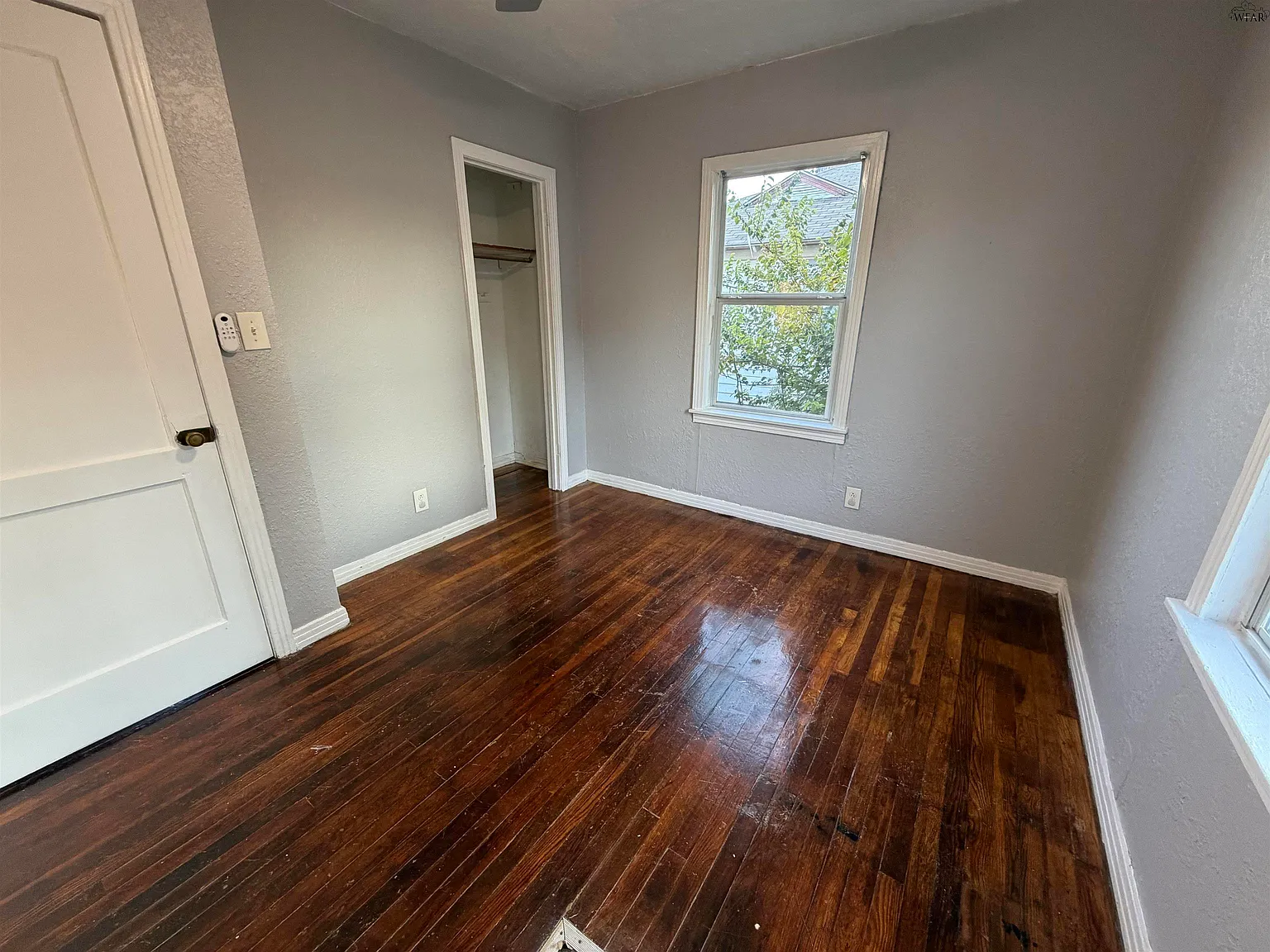 2 bed, 1.0 bath, 774 sqft, $900 — Photo 4