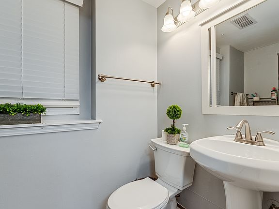 3rd image of 2340 Portsmouth Ct