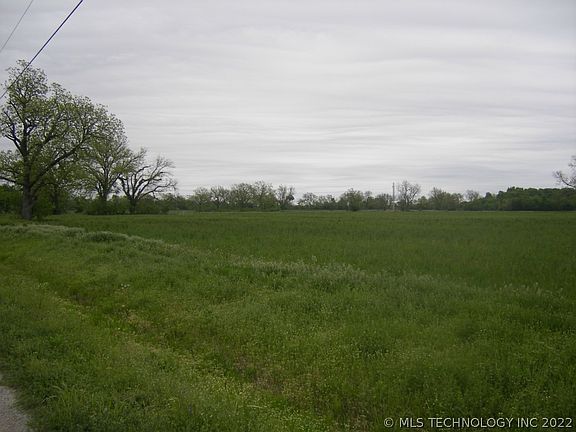 3rd image of 71 Saint