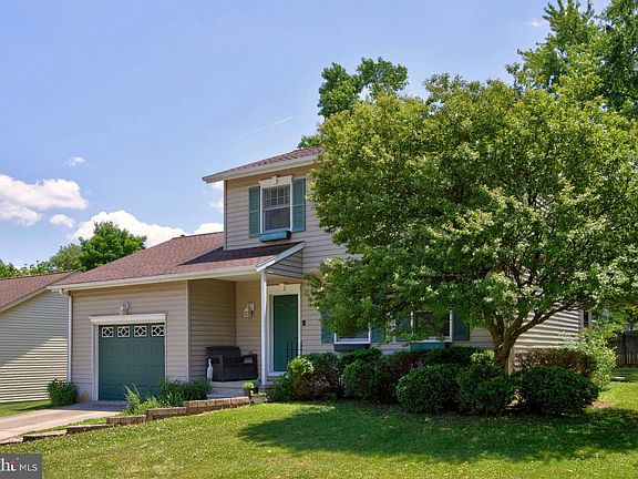 2nd image of 49 E Lakeview Dr