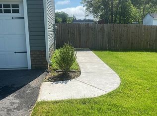 7513 Lawnbrook Dr, North Chesterfield, VA 23237