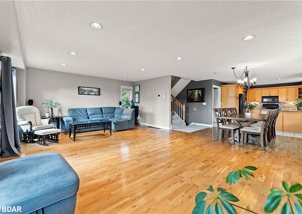 88 Lakeshore Rd E, Oro Medonte, ON L0L 2E0 MLS 40338719 Zillow