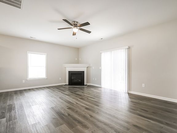 5th image of 1308 Hosmer Ct