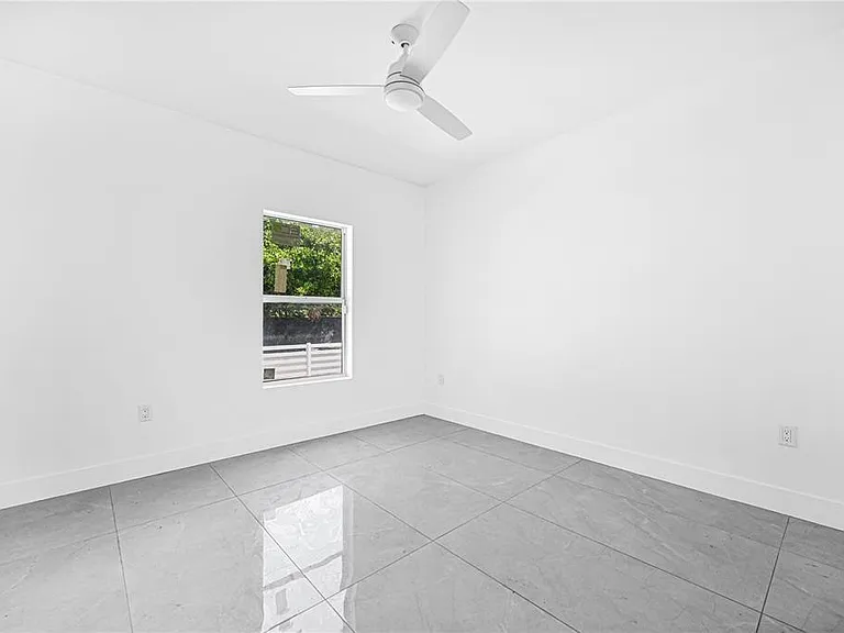 7990 NW 8th Ave — Photo 18