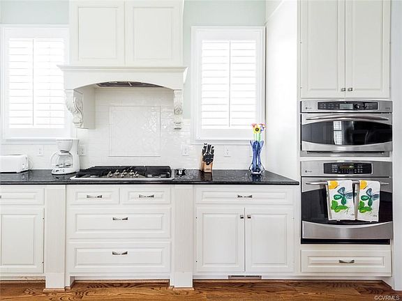 4th image of 10961 Live Oak Ct