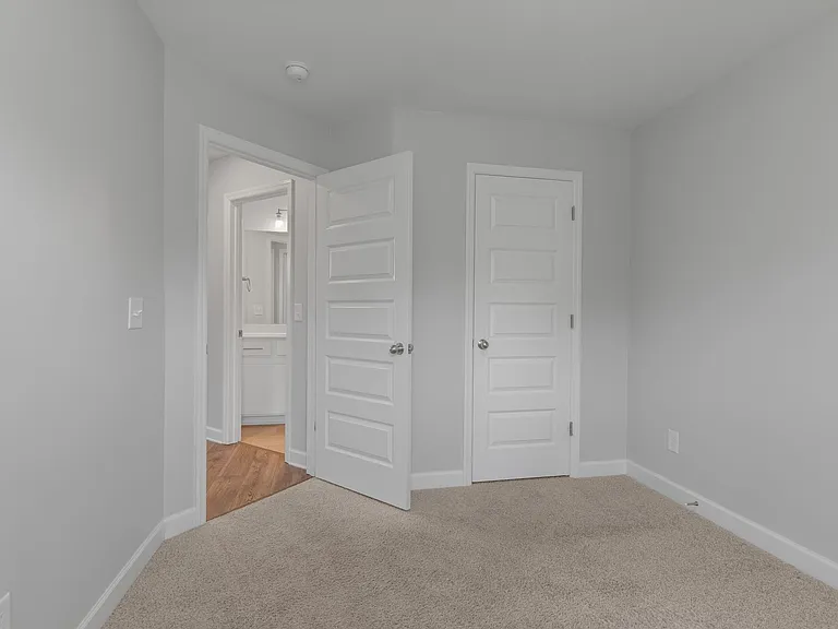 165 Harvard Dr — Photo 25