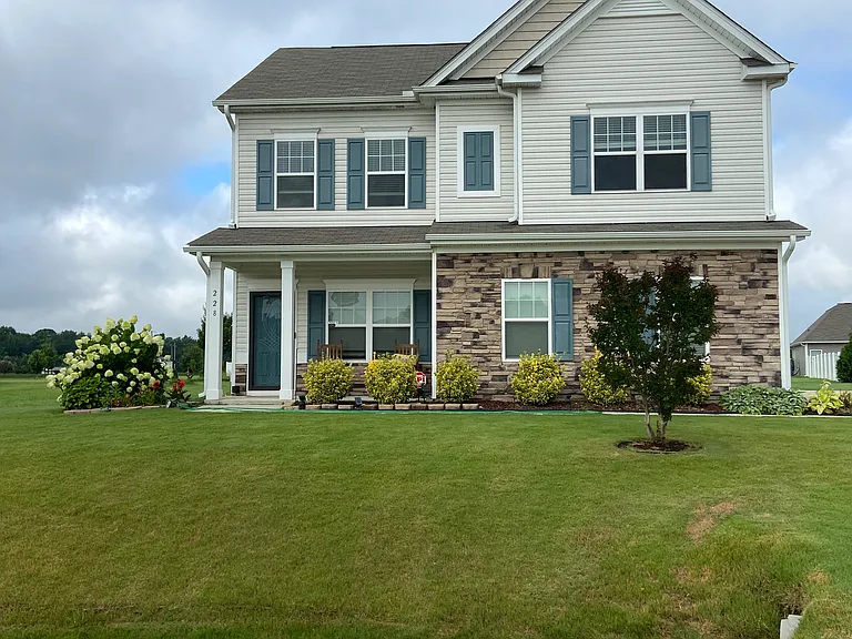 228 Monroe Fields Dr — Photo 1