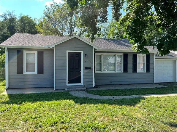 612 S Shaw St, Richmond, MO 64085