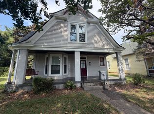 2313 E Market St, New Albany, IN 47150