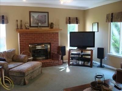 4th image of 788 Joshua Dr