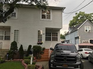 24 Benjamin Pl, Staten Island, NY 10303