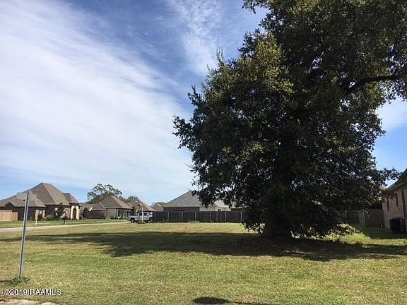 4th image of 101 Quiet Oaks Dr