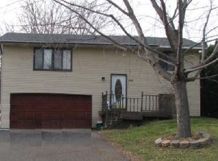 384 5th St NW, Forest Lake, MN 55025