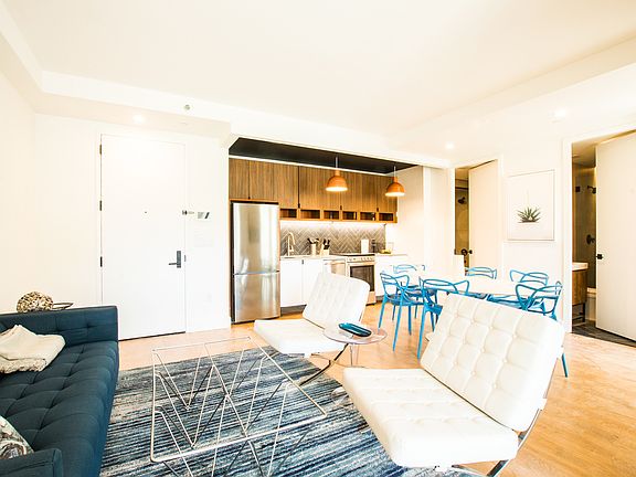 3rd image of 824 Lexington Ave #415
