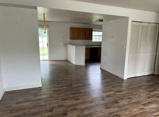 1127 Glenridge St, Lebanon, MO 65536
