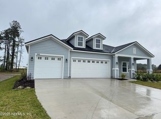 3626 Americana Dr, Green Cove Springs, FL 32043