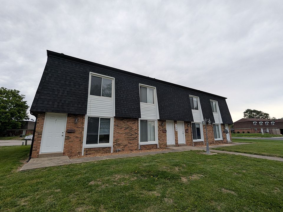 1st image of 702 White Oak Dr #1