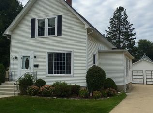 19 Michigan Ave, Dundee, IL 60118