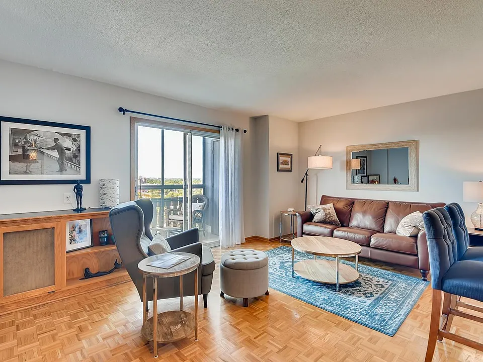 410 Furnished Groveland Ave #1206