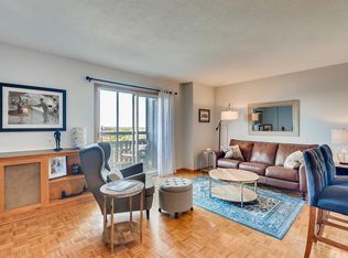 410 Furnished Groveland Ave #1206, Minneapolis, MN 55403