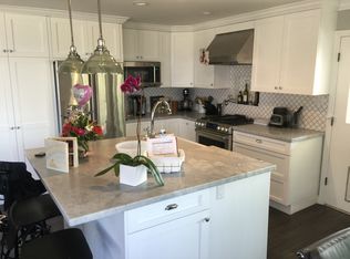 908 8th St, Hermosa Beach, CA 90254