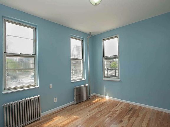 5th image of 354 McGuinness Blvd APT 2R