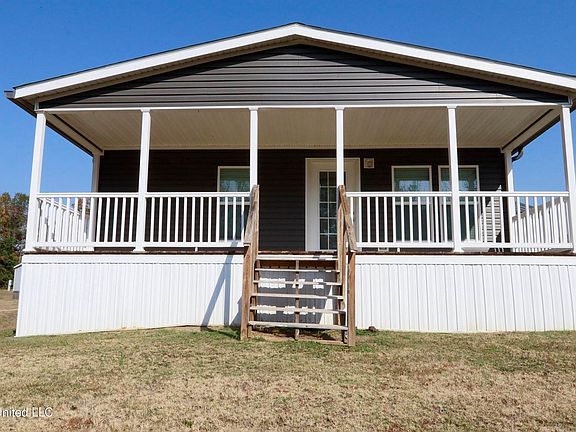 3rd image of 4027 Hillsboro Dr