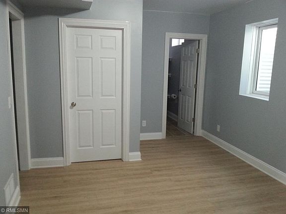 4th image of 3404 Colfax Ave S