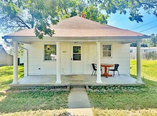 624 S L St, Broken Bow, NE 68822
