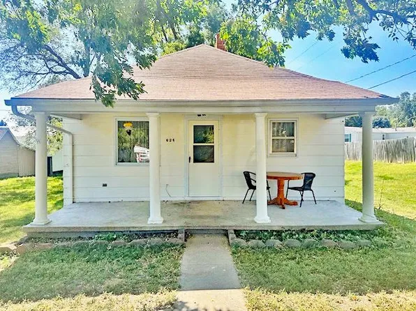 624 S L St, Broken Bow, NE 68822