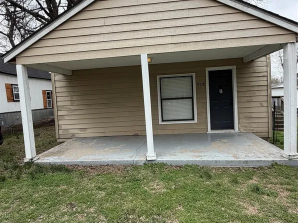318 N Ash Ave, Broken Arrow, OK 74012