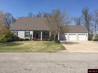 2035 Shadow Oaks Dr, Mountain Home, AR 72653