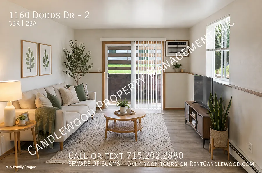 Pet Friendly 3 Bedroom 1.5 Bathroom Apartment w/ Garage Available September 1st! — Photo 2