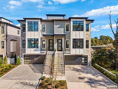 2158 Jones Rd, Fort Lee, NJ, 07024