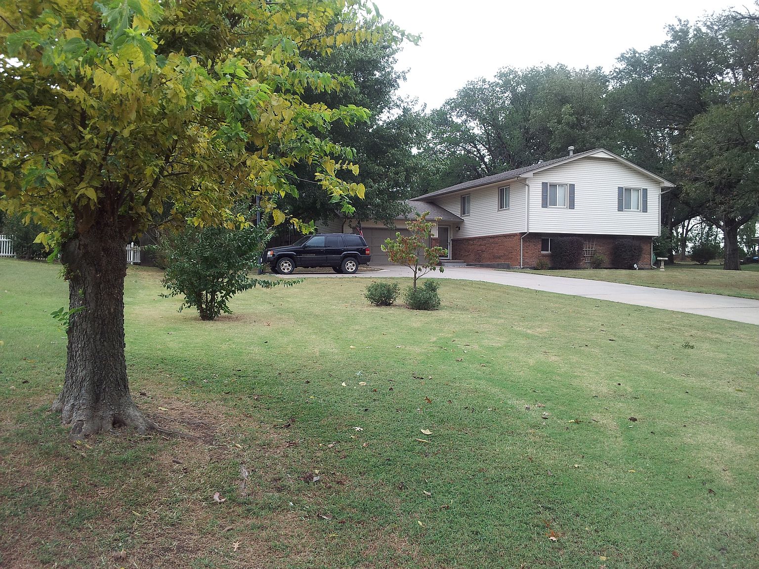 6 W Lake Dr, Mulvane, KS 67110 Zillow