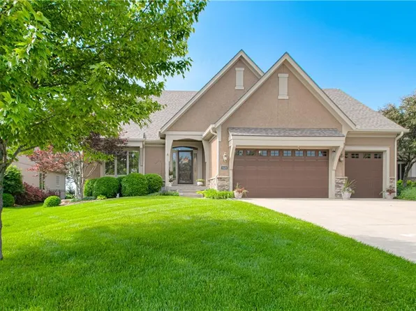 9109 W 161st St, Overland Park, KS 66085