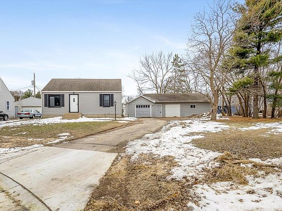 3rd image of 3437 Southworth Ct