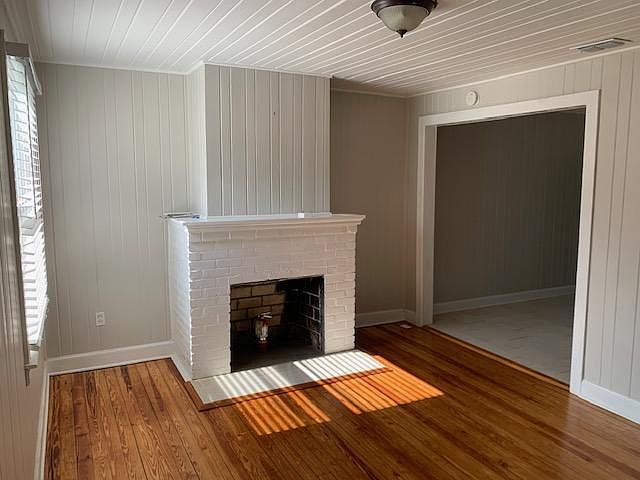 1st image of 4409 Woodmere St