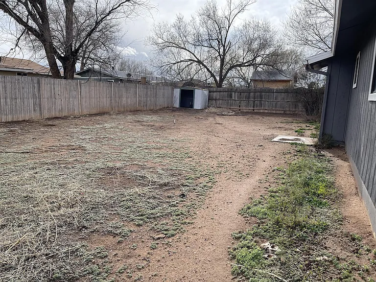 537 W Juniper St — Photo 5