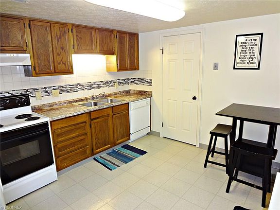 5th image of 600 Tollis Pkwy APT 110