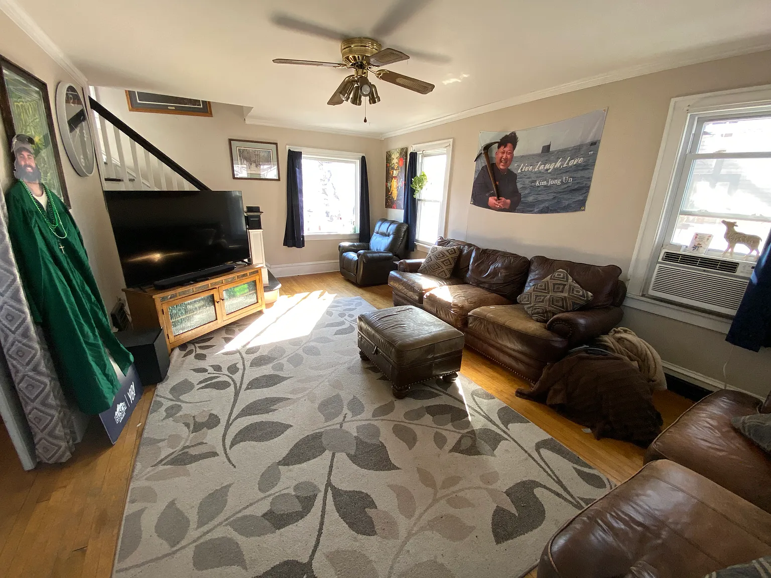 4 bed, $2,200 — Photo 3