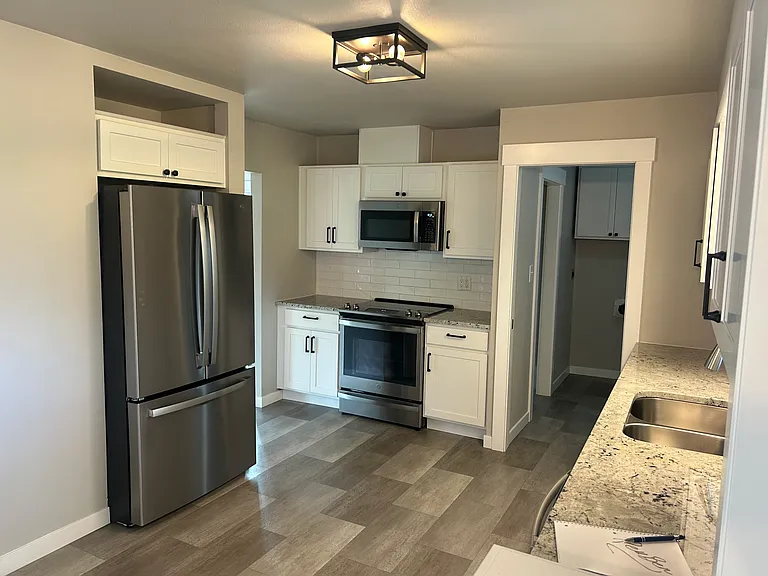 4501 NE Everett Dr — Photo 9