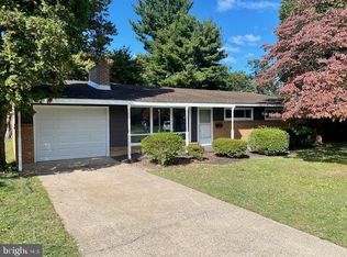 4530 Coventry Rd, Harrisburg, PA 17109