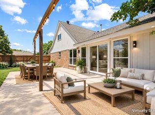 2006 Toulon Ln, Carrollton, TX 75007