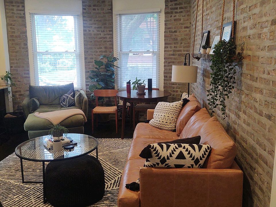 1st image of 2610 N Whipple St APT 1