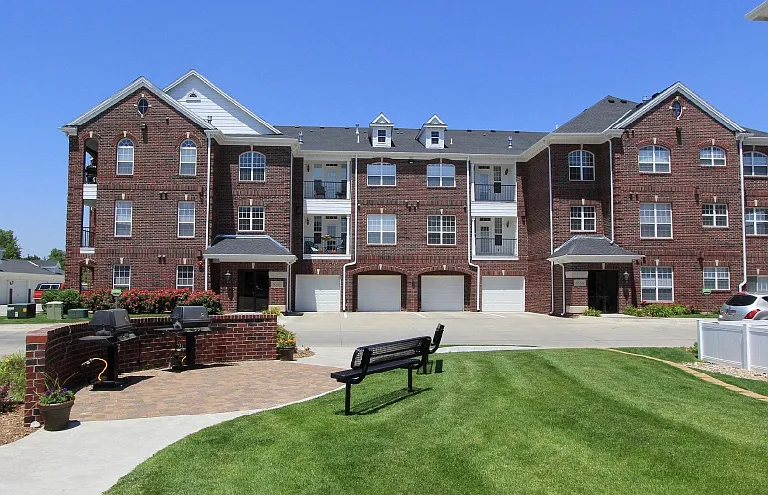 Rockledge Oaks Apartments — Photo 29