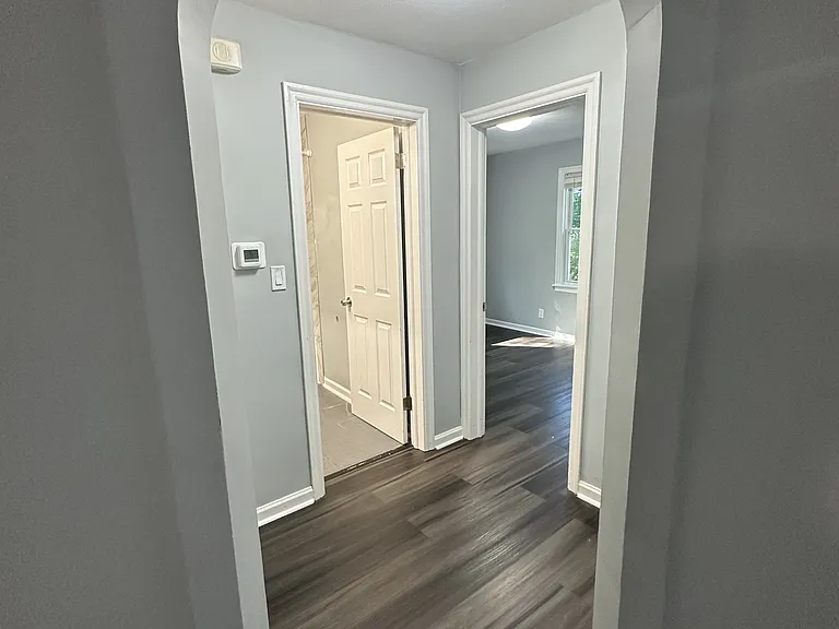 1720 Kilburn Ave — Photo 4